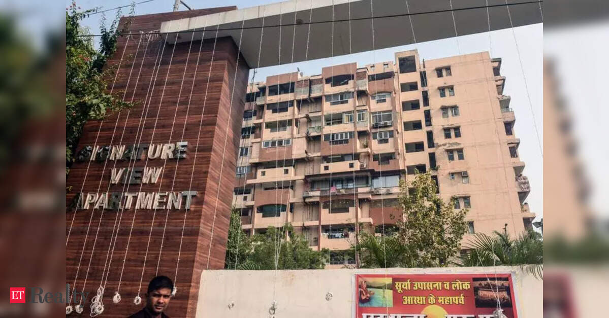 Delhi MCD Requests Police Help to Evacuate Signature View Apartments