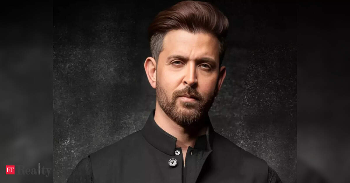 Hrithik Roshan Rents Juhu Flat for Saba Azad at Discounted Rate