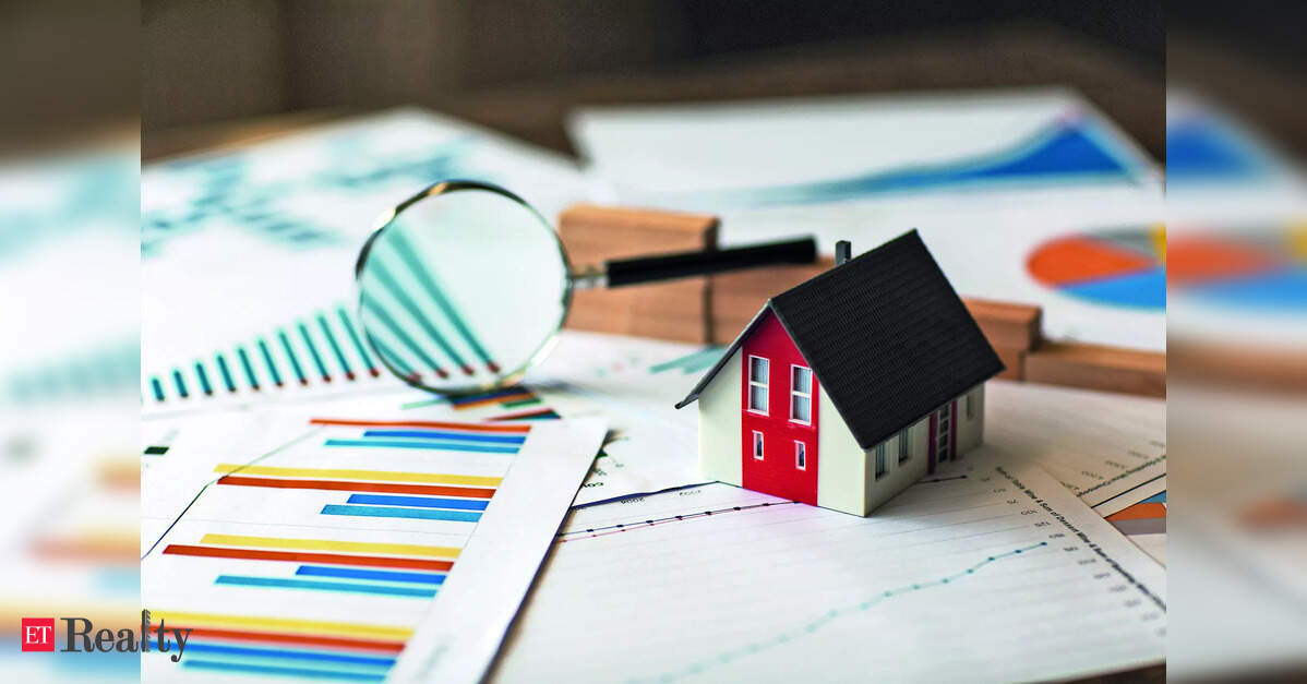 Real Estate Stocks Drop on Weak Demand Worries