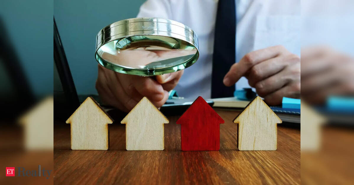 DTCP Launches Sealing Drive in Gurugram’s Sushant Lok 2 & 3