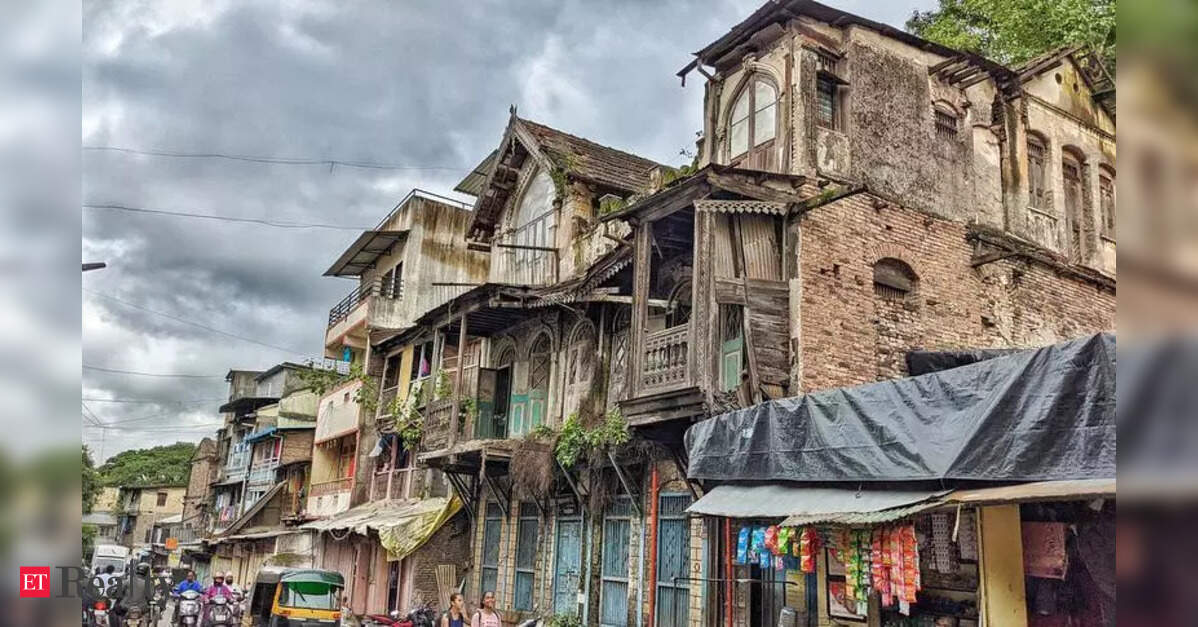 Pune: Cluster Redevelopment of Wadas Faces Policy and Resident Hurdles