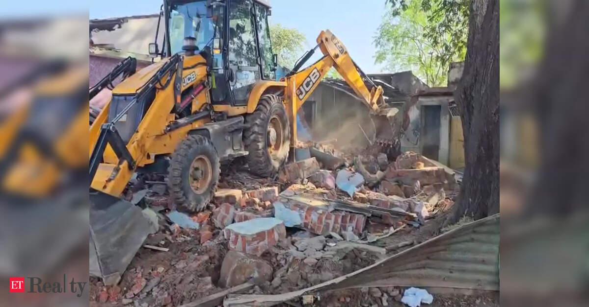 Indore: Parts of 11 Homes Demolished in Guru Govind Colony